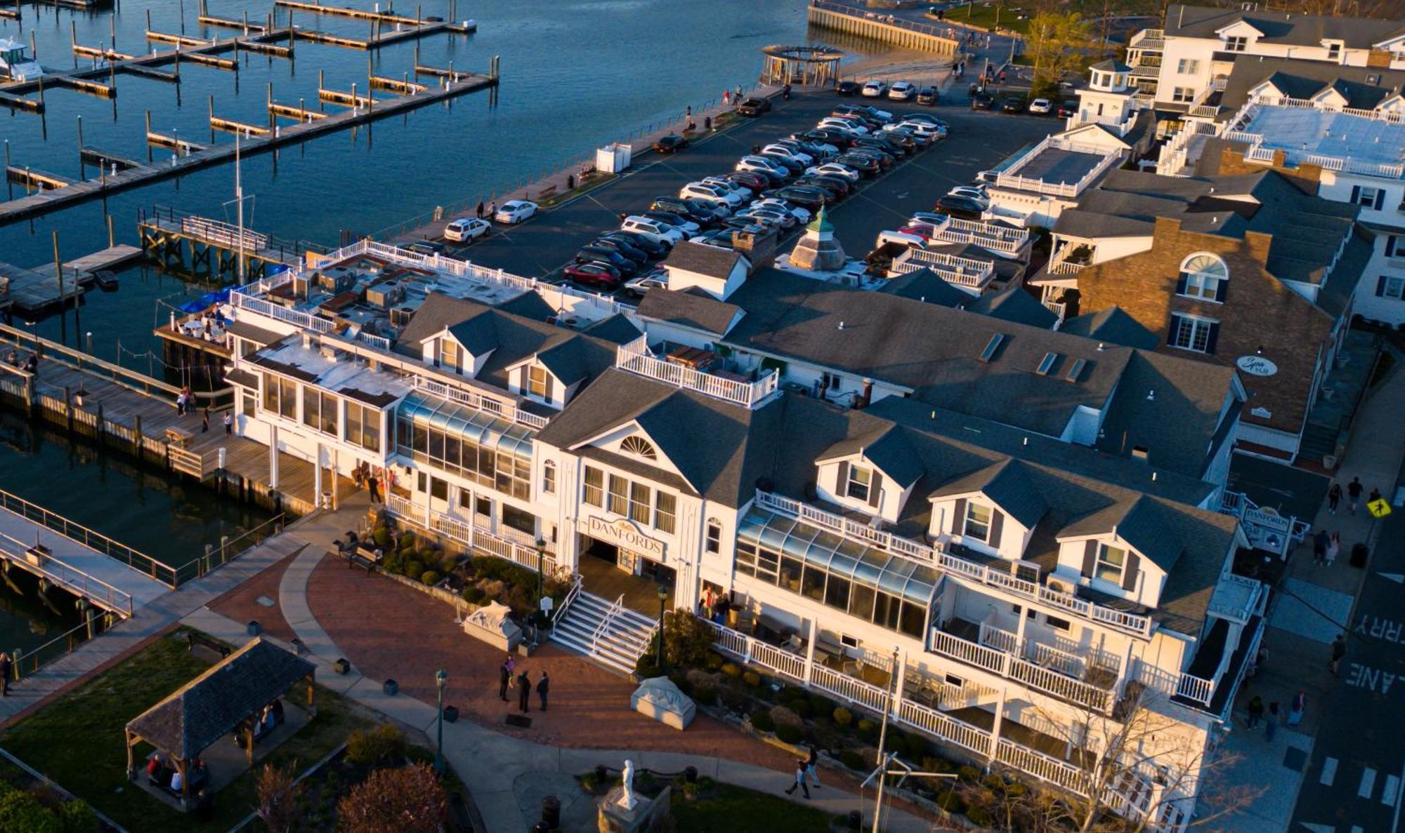 Danfords Hotel & Marina Port Jefferson Bagian luar foto